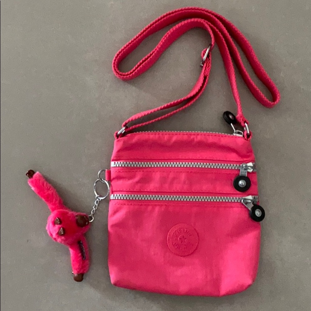 LIKE NEW Kipling Crossbody